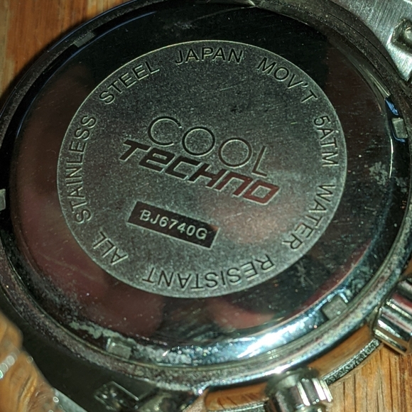 Vintage Cool Techno Watch - Picture 4 of 7